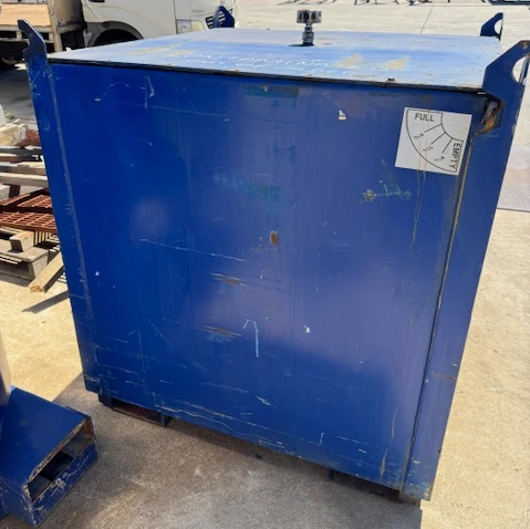 grease-system-hinge-refurbishment-industrial-storage